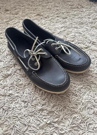 Лофери sperry