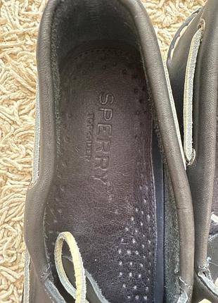 Лофери sperry 4