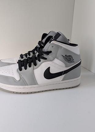Кросівки nike air jordan 1 mid light smoke grey