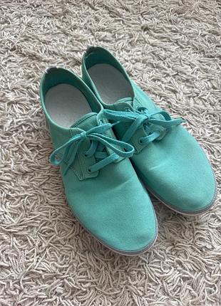 Кеди lacoste