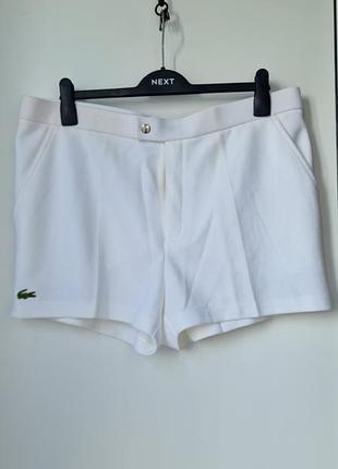 Белые винтажные шорты lacoste