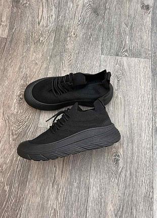 Новые женские кроссовки seven