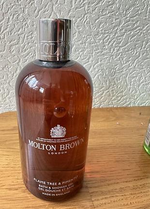 Molton brown neon amber -аромат унісекс.