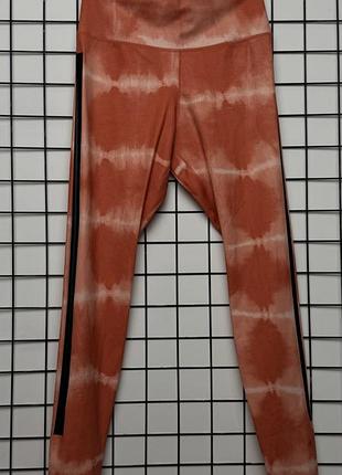Жіночі спортивні лосини nike dri-fit one mid-rise printed leggings