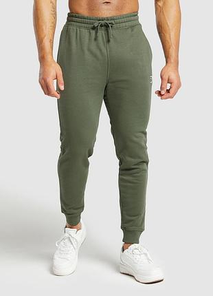 Чоловічі спортивні штани джогери завужені gymshark