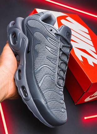 Стильні чоловічі кросівки nike air max