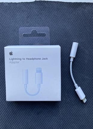 Адаптер apple lightning to 3.5 mm headphone jack