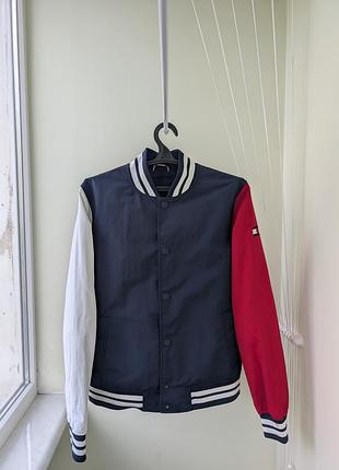 Чоловіча куртка-бомбер tommy hilfiger, m