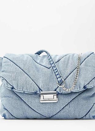 Стильна м'яка джинсова сумка-дутик з ланцюжком у відмінному стані zara