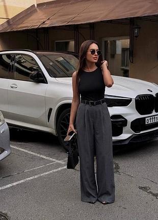 Жіночі класичні брюки