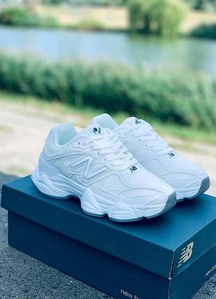 New balance 9060 жіночі білі – стильні кросівки для повсякденного носіння