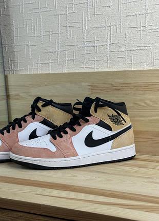 Jordan 1 mid se (42.5) 4