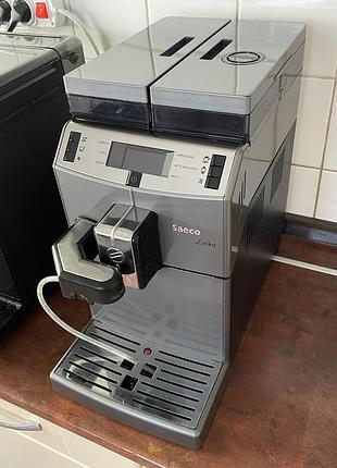 Кавомашина saeco lirika one touch cappuccino sup041eu