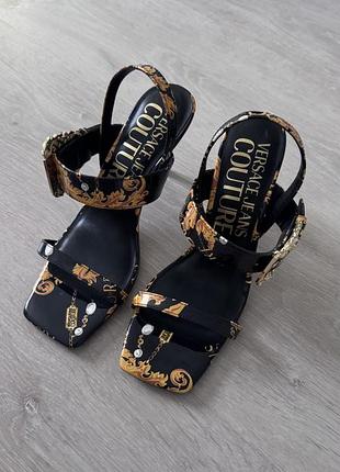 Босоніжки versace оригінал
