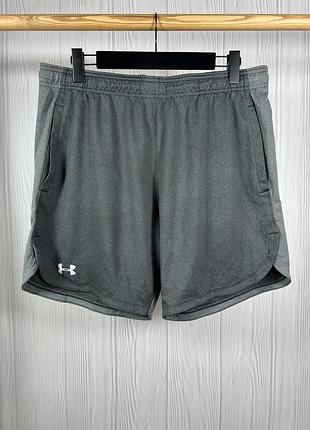 Under armour loose шорти спортивні з гарним дизайном в ідеальному стані
