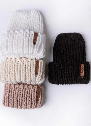 Вязана шапка knitologia