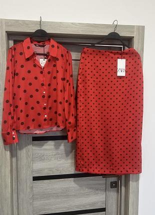 Костюм із шовку zara