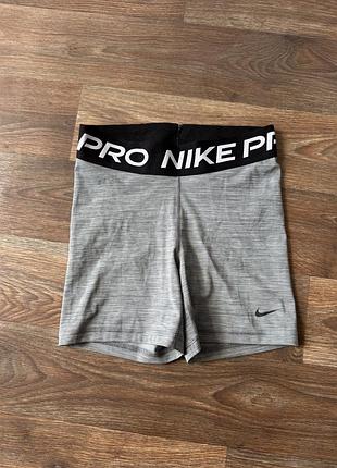 Жіночі спортивні шорти nike pro dri fit розмір s