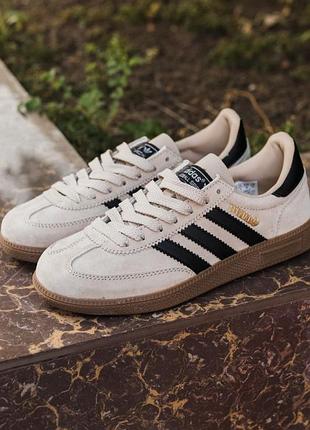 Женские кроссовки adidas spezial • ivory / black