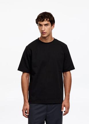 Фірмова базова футболка arket boxy interlock t-shirt