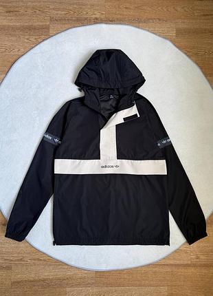 Анорак adidas чорного кольору