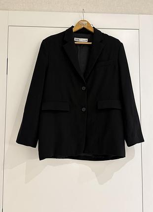 Стильний піджак поямого крою zara