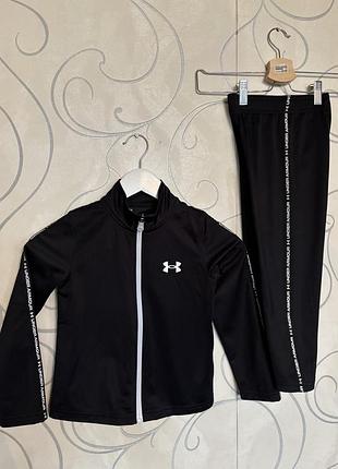 Спортивний костюм under armour 4/5 років