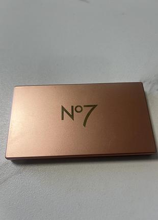 Універсальна кремово-пудрова палетка no7 touch of colour 8-pan face & eye palette