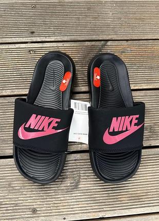Тапки шльопанці nike black pink
