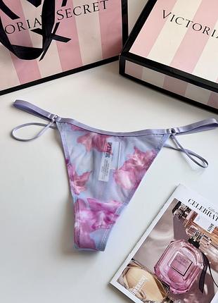 Трусики стрінги сіточки в квітковий принт victoria’s secret