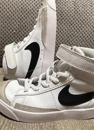 Оригінальні білі кросівки nike blazer кеди дитячі