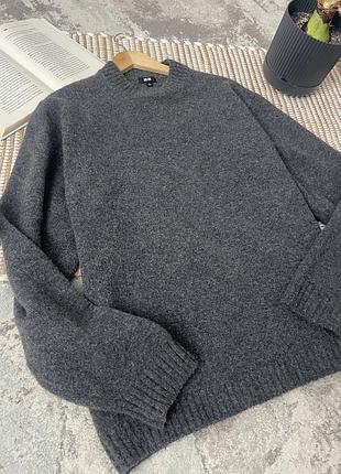 Чоловічий светр uniqlo 4