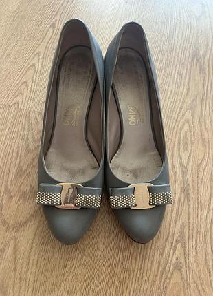 Туфлі salvatore ferragamo
