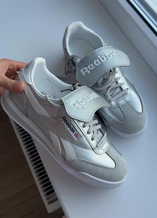 Стильні кросівки reebok campio xt kilty metallic silver | шкіра | оригінал