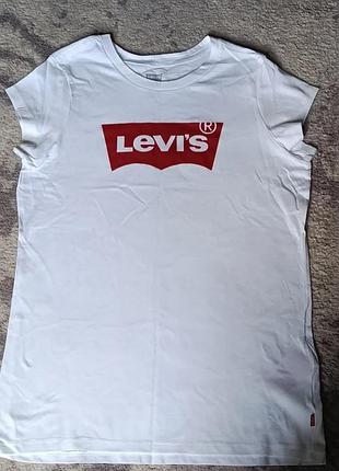 Женская футболка levis