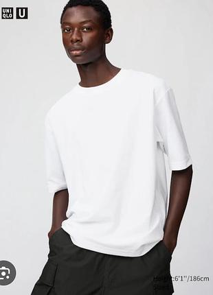 Футболка uniqlo