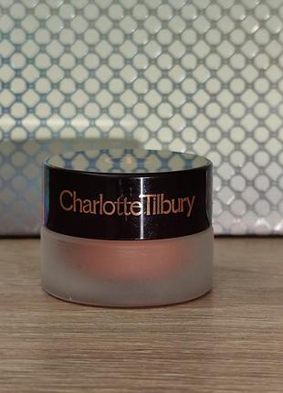 :кремові тіні charlotte tilbury eyes to mesmerise long-lasting cream eyeshadow
 відтінок: pillow talk (легендарний, універсальний нюдово-рожевий колір