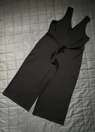 Крутий трикотажний в рубчик комбінезон boohoo