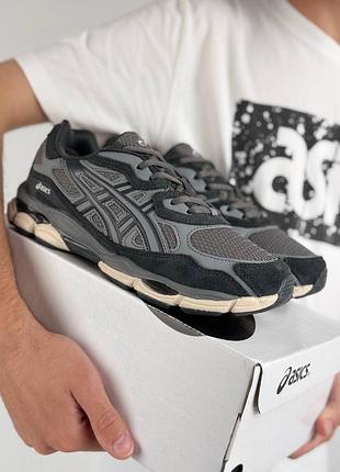 Чоловічі кросівки asics gel-nyc gtx m grey beige 3
