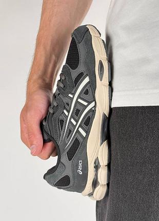 Чоловічі кросівки asics gel-nyc gtx m dark grey beige 2