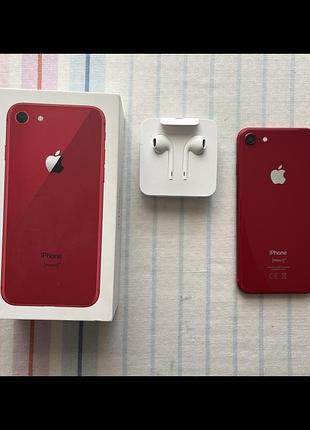 Iphone 8 червоного кольору