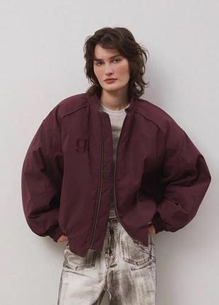 Бомбер german apparel винного кольору куртка