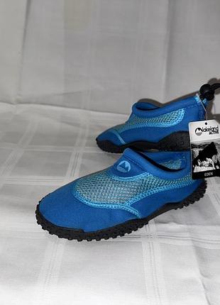 Нові дитячі аквашузи lakeland active eden р.34 (21.50см)