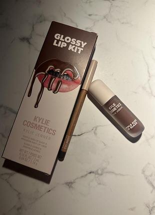 Набіри помади kyile cosmetics