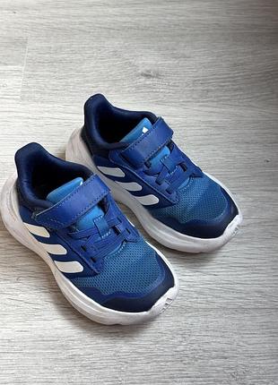 Дитячі оригінальні кросівки adidas 28 розмір