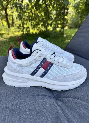 Жіночі трендові кросівки tommy hilfiger