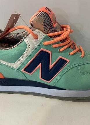 New balance кросівки