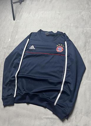 Кофта adidas&fc bayern münchen состояние-хорошое размер- с-м замеры длина-66 ширина-52 длина рукава от плеча-56 цена-300грн