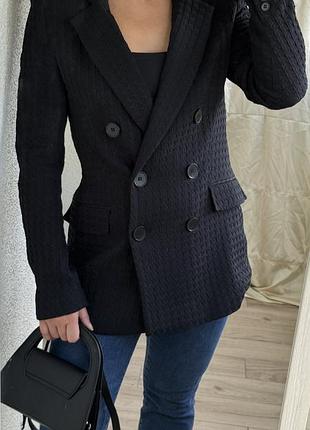 Елегантний чорний блейзер / двобортний піджак zara
