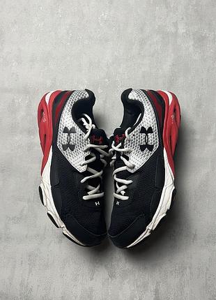 Кроссовки under armour   состояние на фото  размер-44.5(28-28.5)  цена-400грн